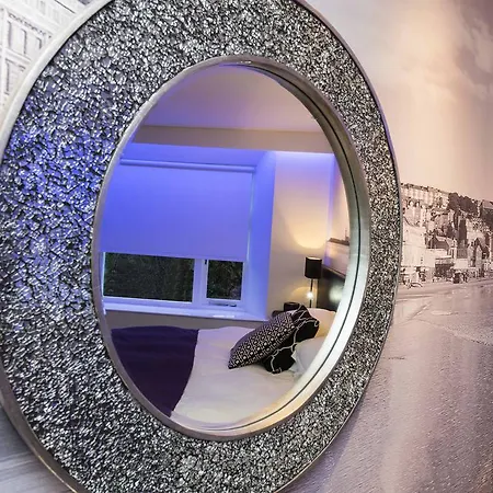 The Mayfield Seamer 3* Scarborough