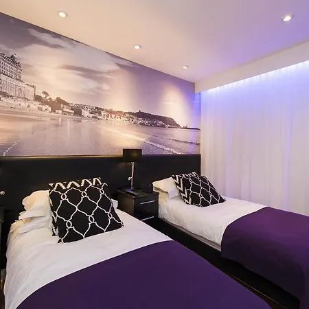 The Mayfield Seamer 스카버러