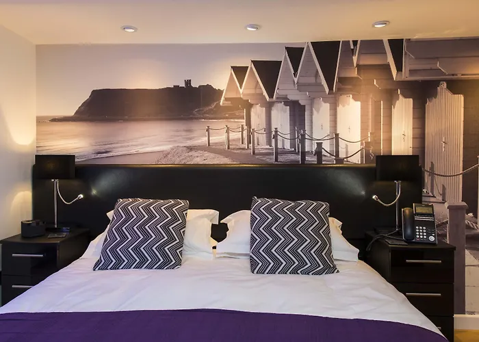 The Mayfield Seamer 3* Scarborough