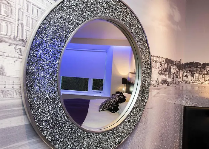 The Mayfield Seamer 3* Scarborough