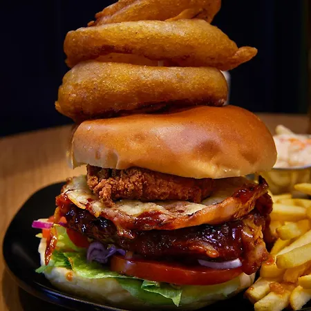 The Mayfield Seamer
